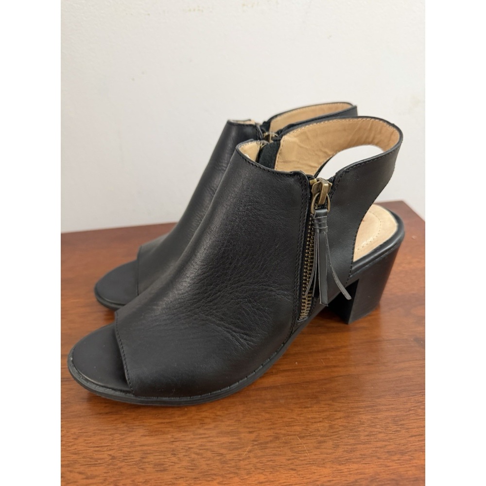 Adam Tucker Women's Black Leather Peep Toe‎ Booties Zip Fringe Size 6